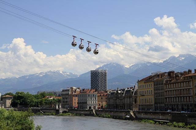 Grenoble, capitale des Alpes